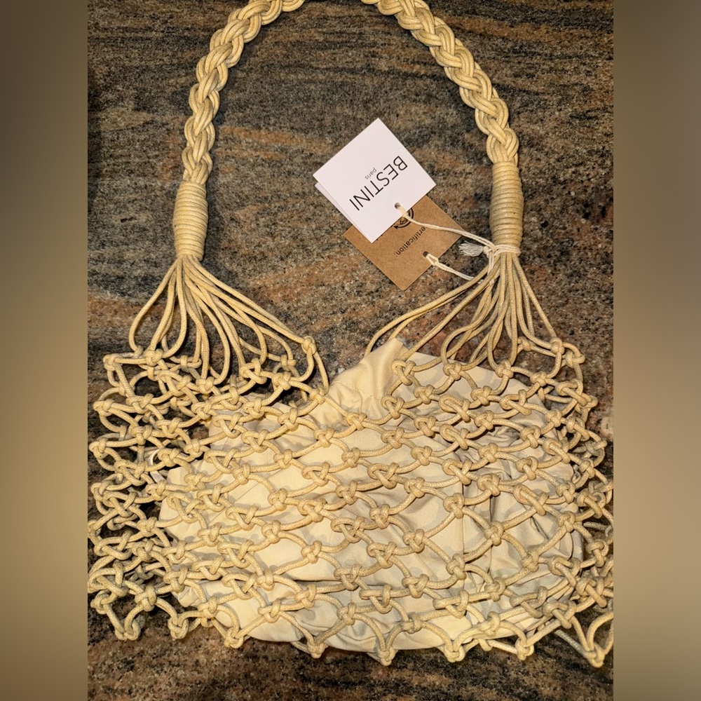 Summer shoulder bag with pouch insert